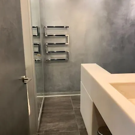 Apartment Domvs Dr Rom